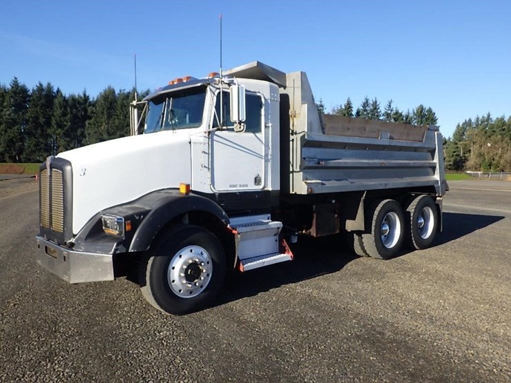 kenworth-14'-t/a-dump-truck-image-1