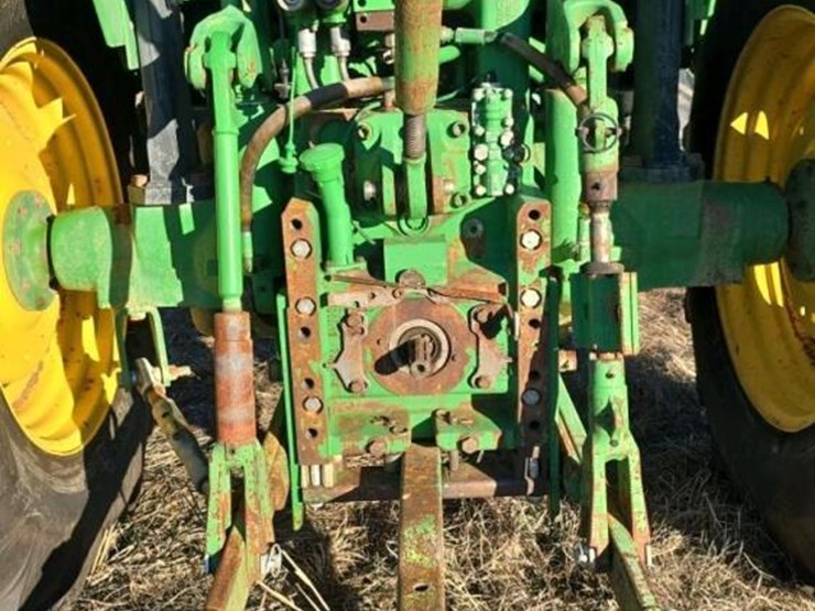 john-deere-6215-image-8