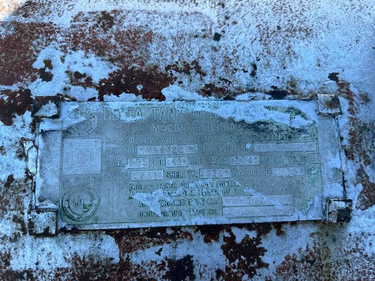 #35825-•-delta-tank-mfg-~1,000-gallon-tank-image-16