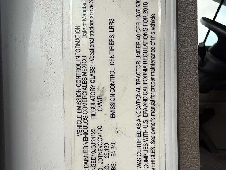 2018-freightliner-cascadia-125-image-11