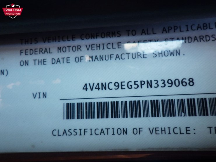 2023-volvo-vnl-760-image-30