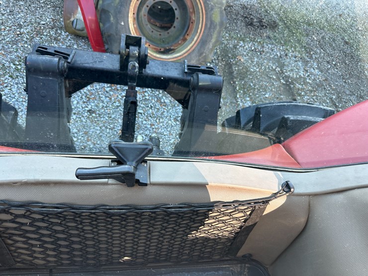 #35799-•-2004-case-mx285-tractor-image-76