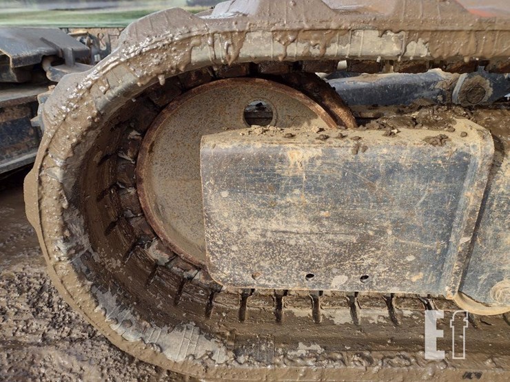 2017-kubota-kx040-4-image-33