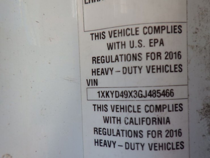 2016-kenworth-t680-image-21