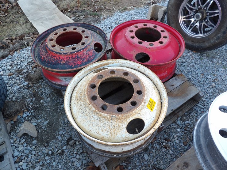 #4887-•-**lot-of-(3)-semi-truck-steel-wheels-image-1