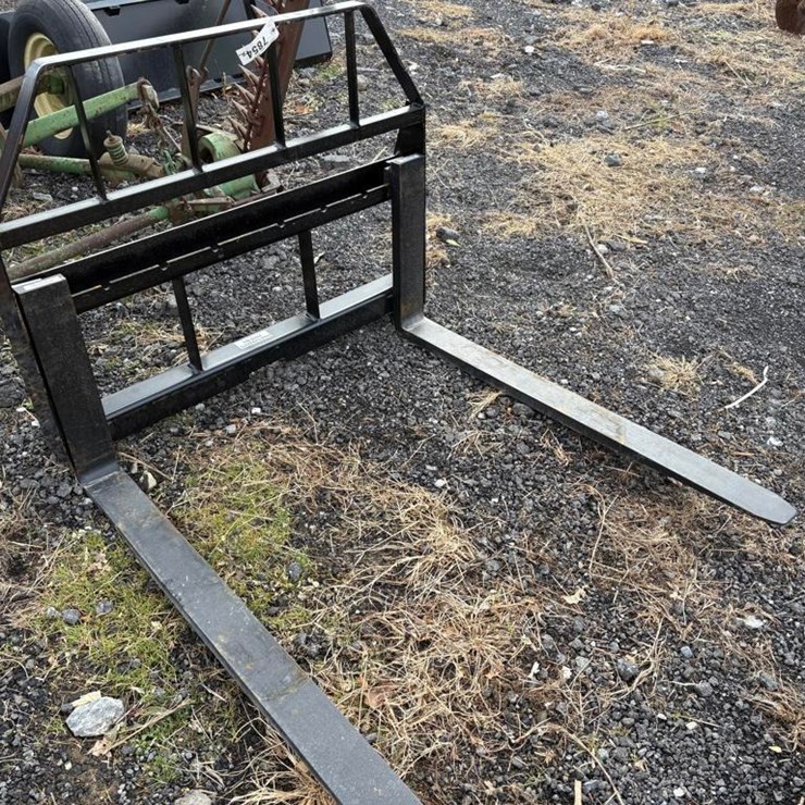 (New) Kivel 48in Pallet Fork Attachment