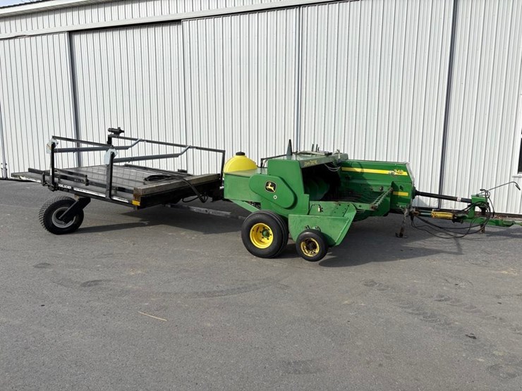 john-deere-348-image-1