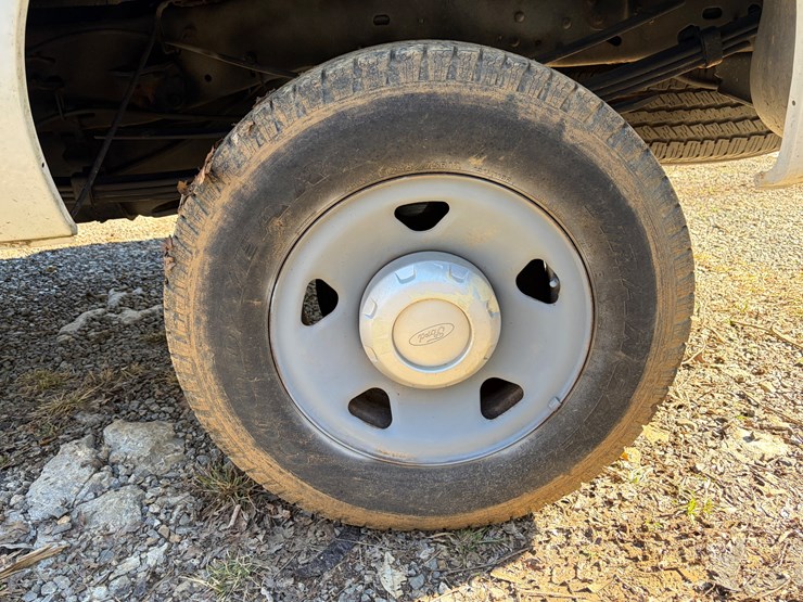 2010-ford-f350-image-3