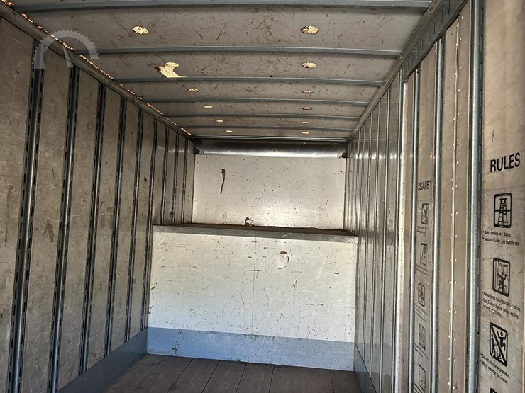 2001-international-4700-image-65