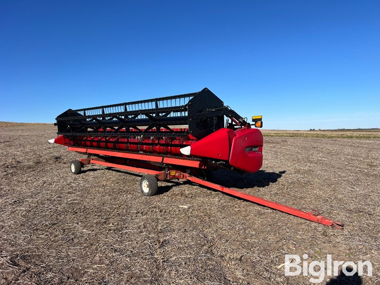 2011-case-ih-3020-image-1