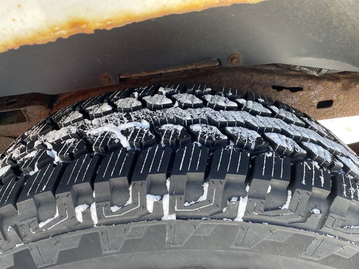 2012-chevrolet-colorado-image-16