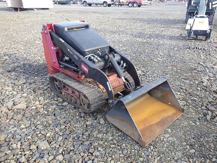 2014-toro-dingo-tx-525-skid-steer-tracked-loader-image-3