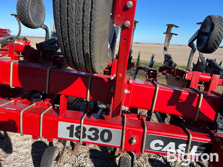 case-ih-1830-image-15