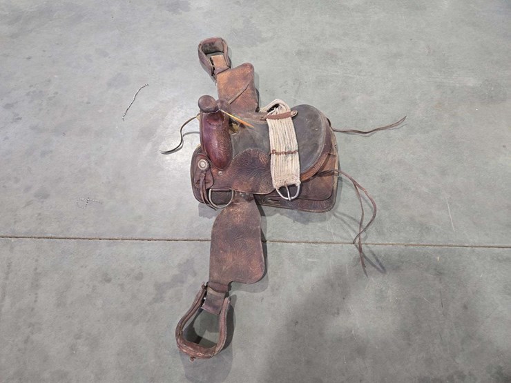 roping-saddle-image-1