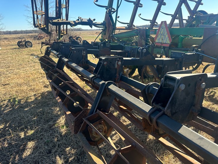 john-deere-42-image-21