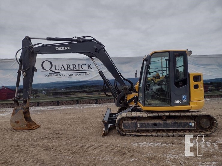 2021-deere-85g-image-1