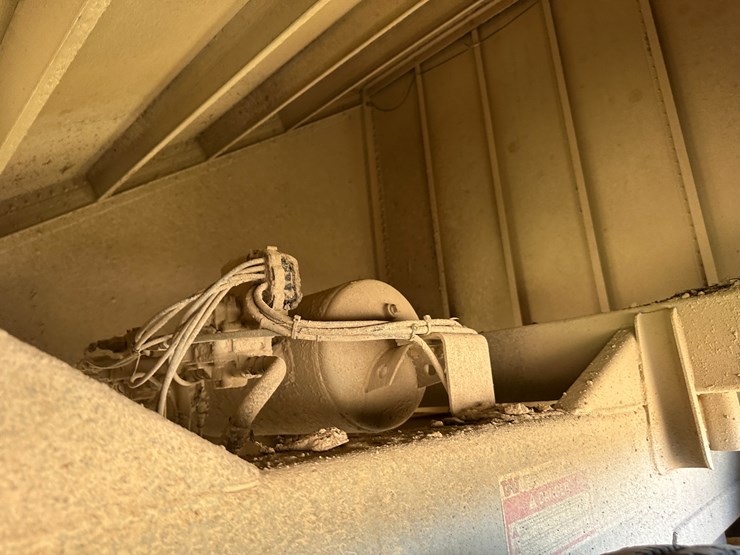 2003-wilson-hopper-bottom-image-18