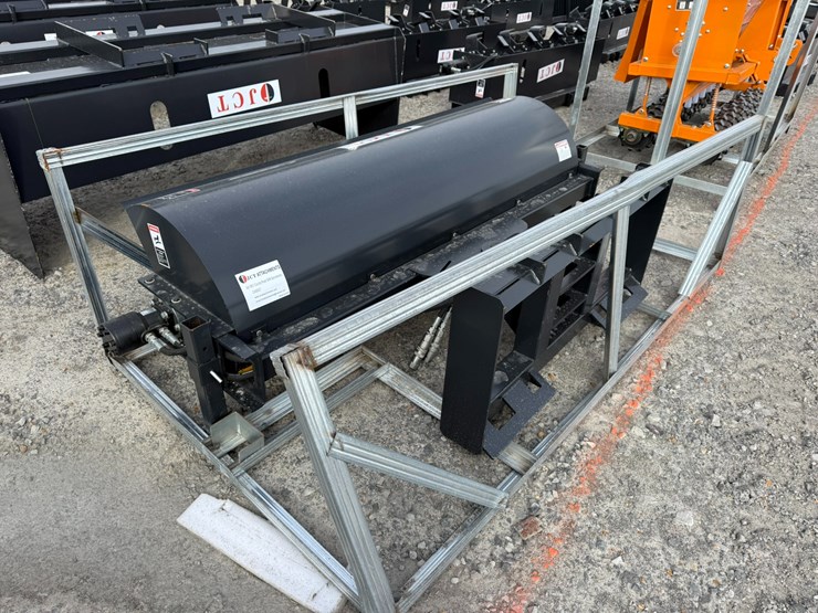 #2092-•-unused-jct-skid-steer-sweeperinv#-36035-image-2