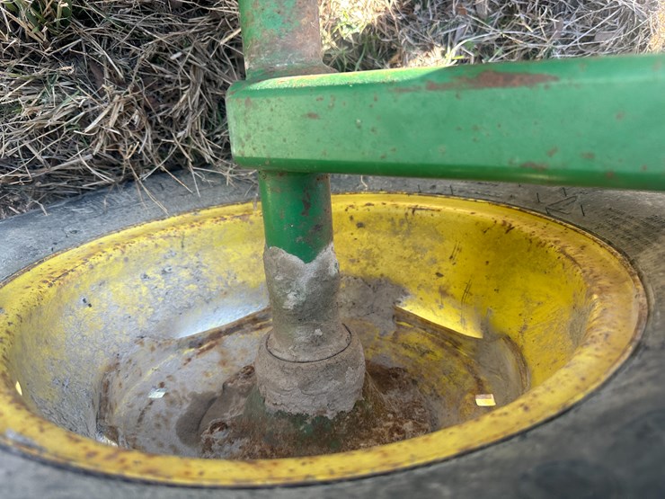 john-deere-27-image-14