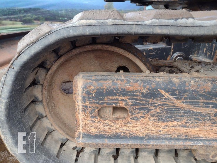 2014-bobcat-e85-image-34