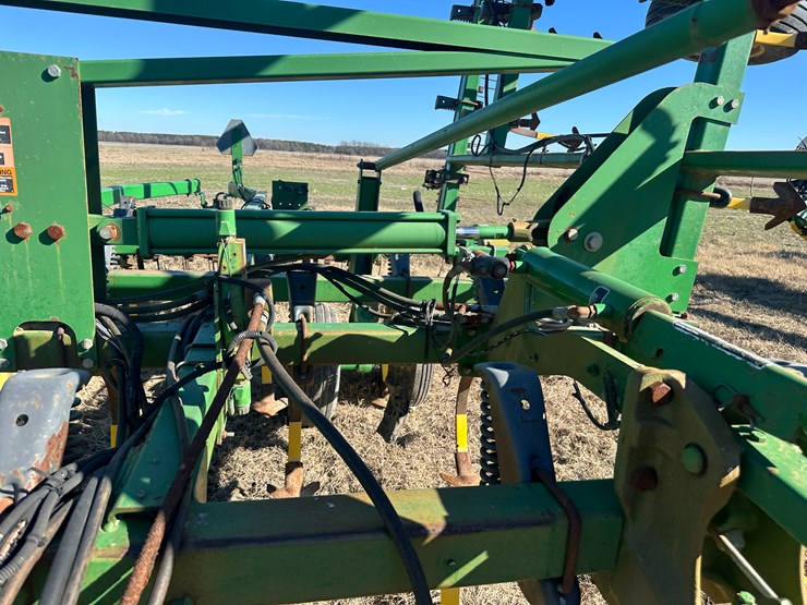 john-deere-27-image-40