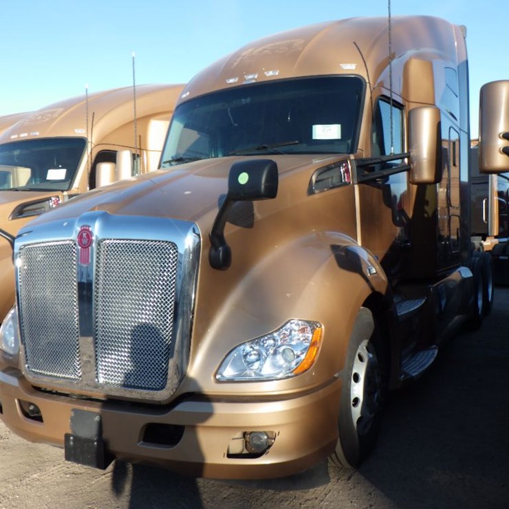2022 KENWORTH T680