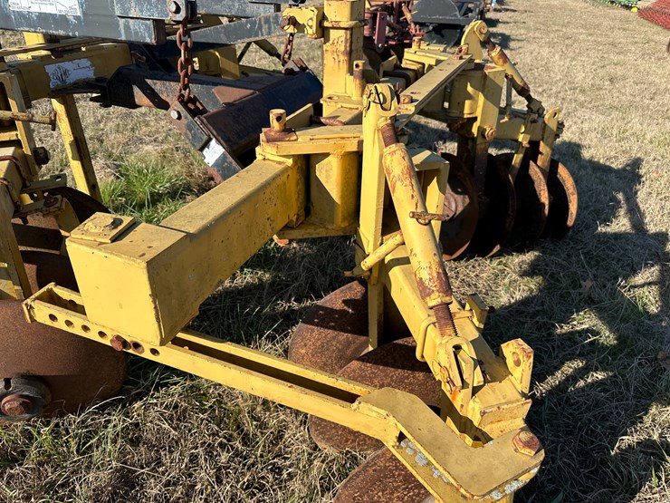 #35843-•-prime-1008-tandem-levee-plow-image-6