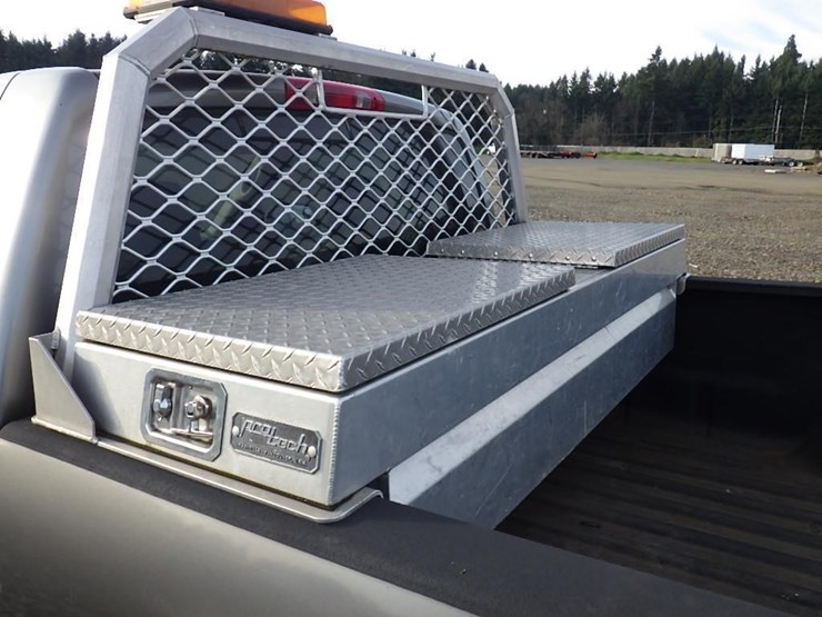 2009-dodge-2500-image-11