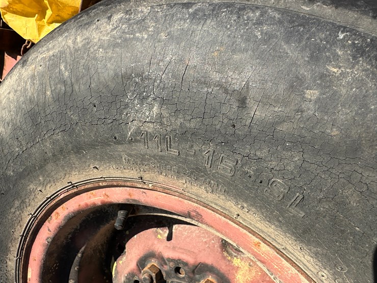 #35852-•-12'-s/a-utility-trailer-only-contents-separate-image-5