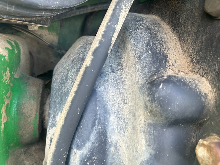 1999-john-deere-8400t-image-54