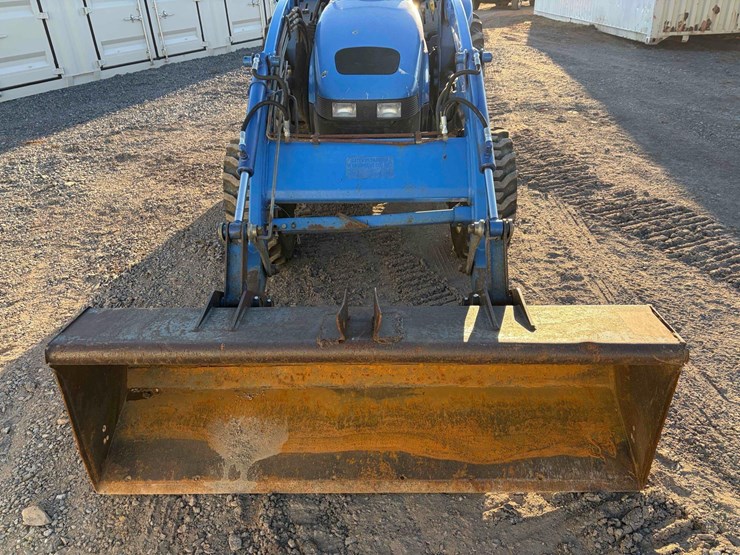 new-holland-tc35d-image-11