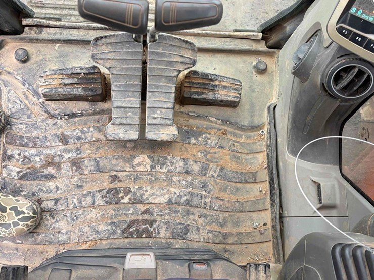 2013-doosan-dx180-lc-3-image-16