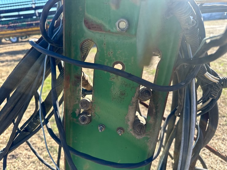 john-deere-27-image-50