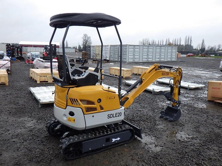 2025-sdlanch-sdle20-hydraulic-excavator-image-3