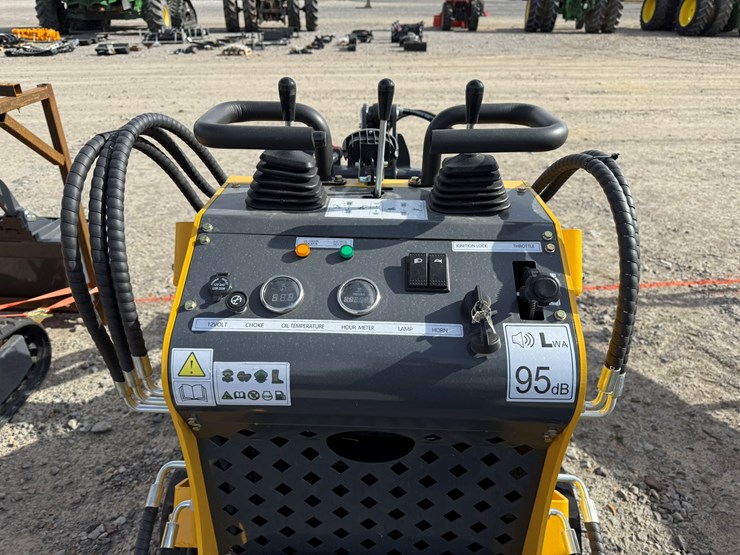 #87-•-unused-sdlanch-sdl60-stand-on-skid-steer-loader-a2510206404-inv#-35040-image-18