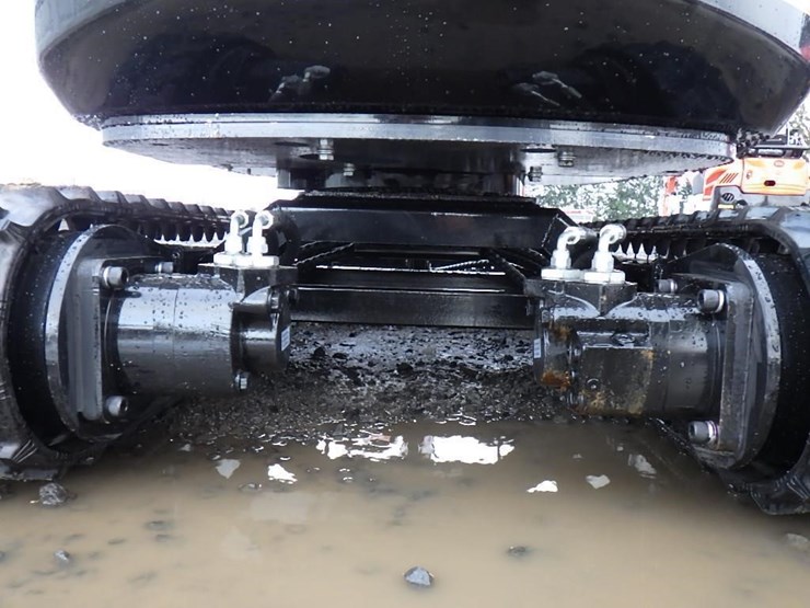 2025-tpm-tpm-18k-hydraulic-excavator-image-16