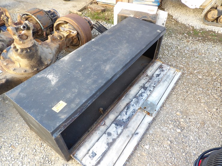 #4874-•-**-(1)-toolbox-&-cabinets-image-1