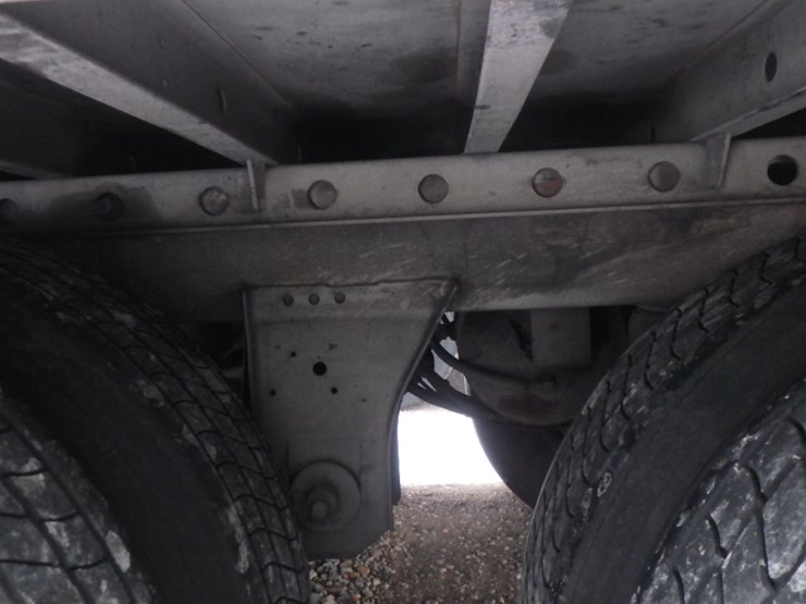 2016-utility-3000r-image-8