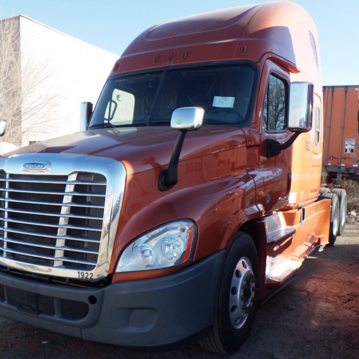 2017 FREIGHTLINER CASCADIA 125 EVOLUTION