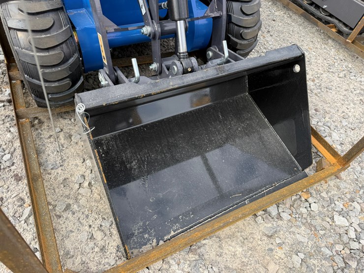 #97-•-unused-agt-mx-mrw14-stand-on-skid-steer-loader-mxmrw142025000732-inv#-35086-image-14