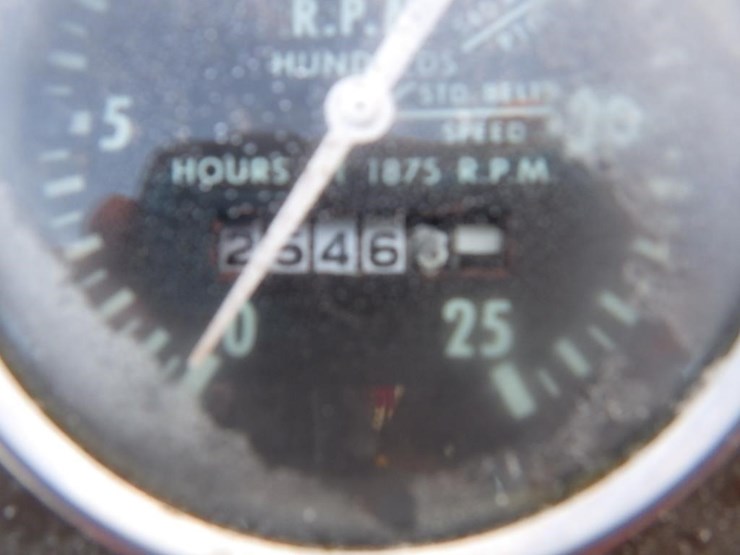 massey-ferguson-tractor-image-23