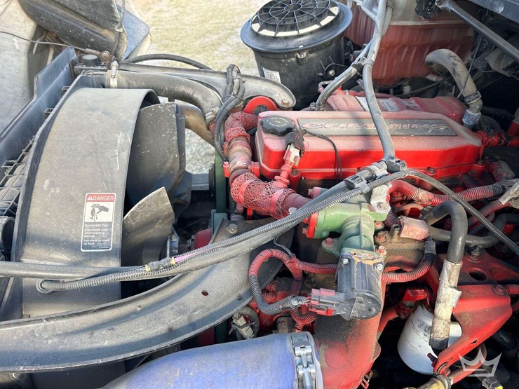 2013-freightliner-m2-106-altec-ta45m-44ft.-insulated-bucket-truck-image-10