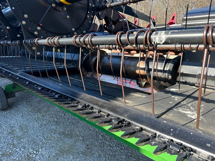 #35808-•-2015-mac-don-30'-flex-draper-header-image-27