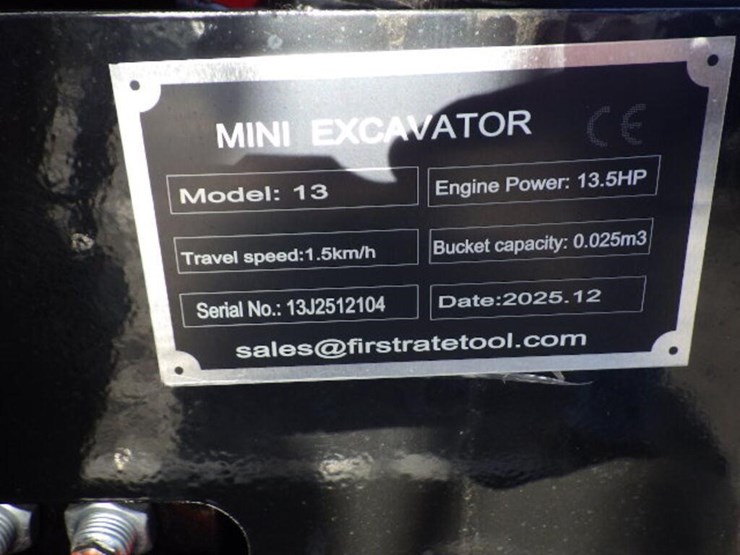 2025-vicsec-13-hydraulic-excavator-image-24