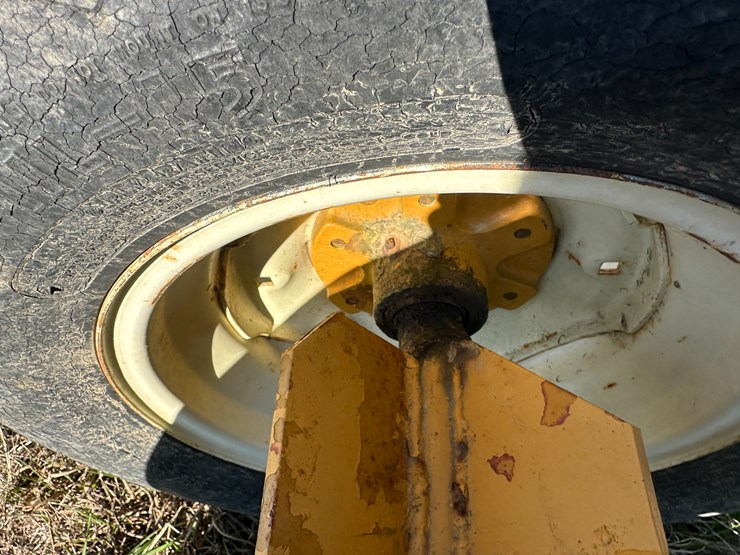 #35815-•-18'x52'-land-plane-image-12