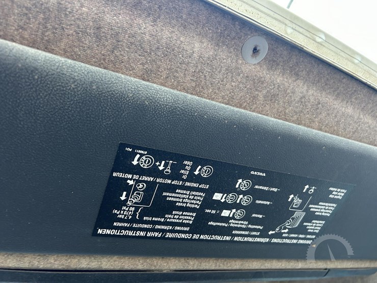 1989-volvo-fe6-image-24