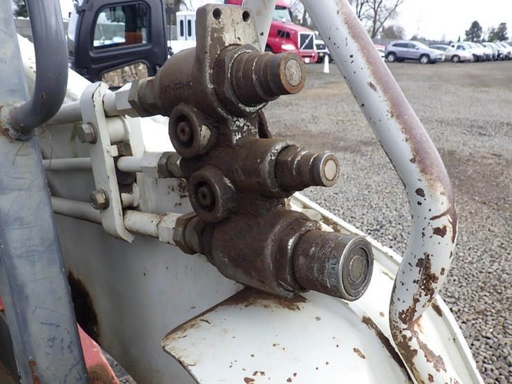 takeuchi-tl130-image-17