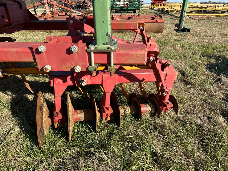 #35840-•-tandem-levee-plow-w/seed-box-image-9