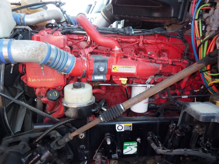 2016-kenworth-t680-image-22