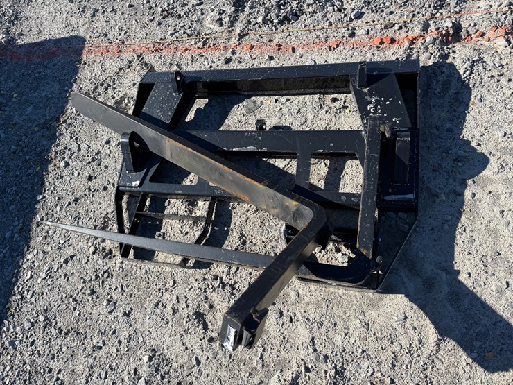 #22784-•-unused-agt-isocpf48-6600-ff-48"-wheel-loader-forks-image-5